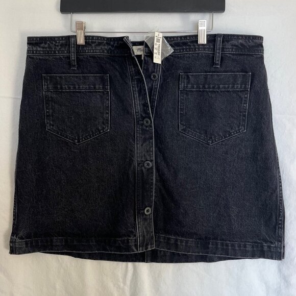 NWT Madewell High Waist Button Down Front Black Denim Skirt with Pockets, 33 - Picture 3 of 8